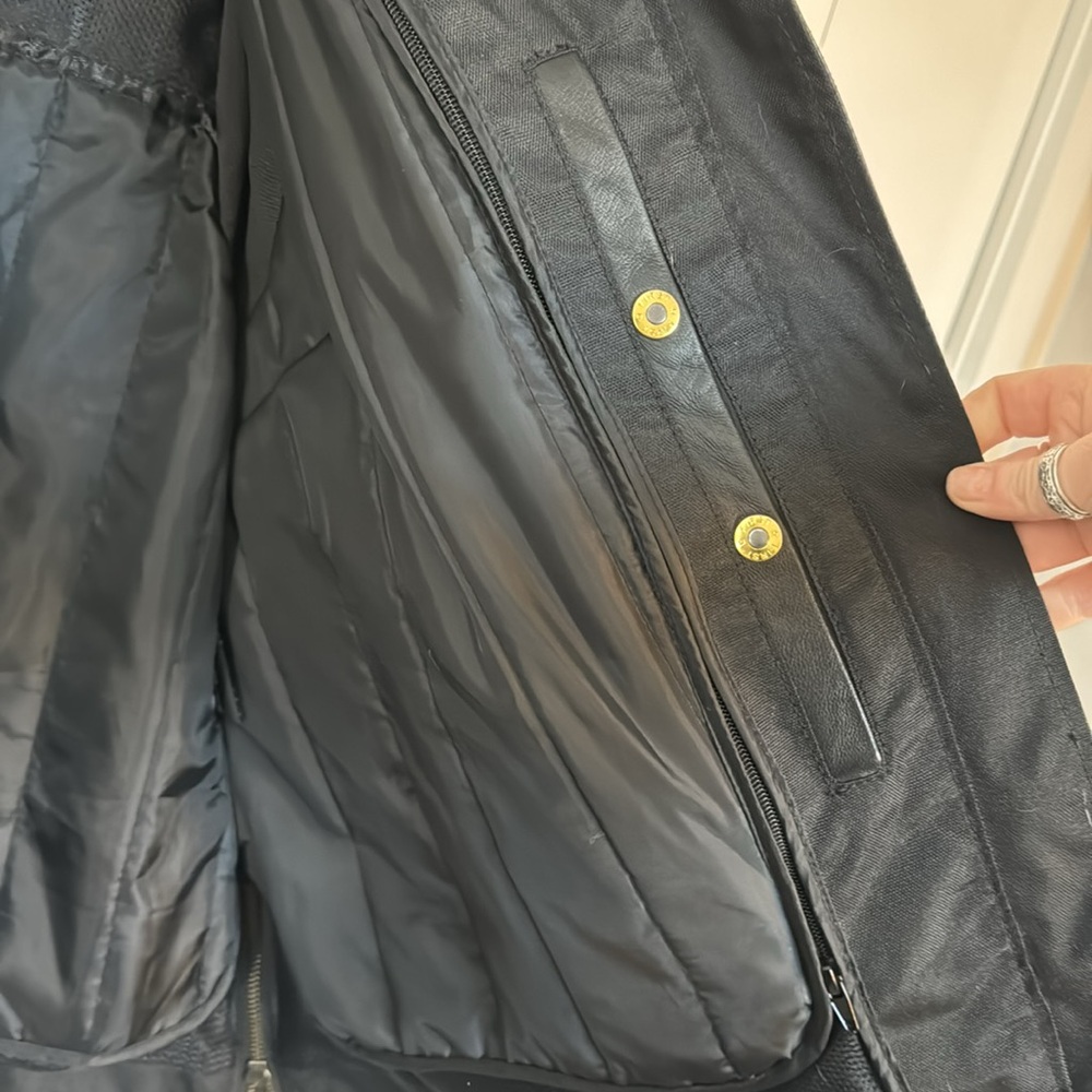 Women’s Motorcycle Jacket | Genuine Leather - Picture 9 of 16